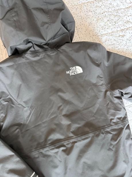 Bundy chlapec 140 north face, 140