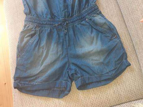 Dievčenský overal na leto, 158