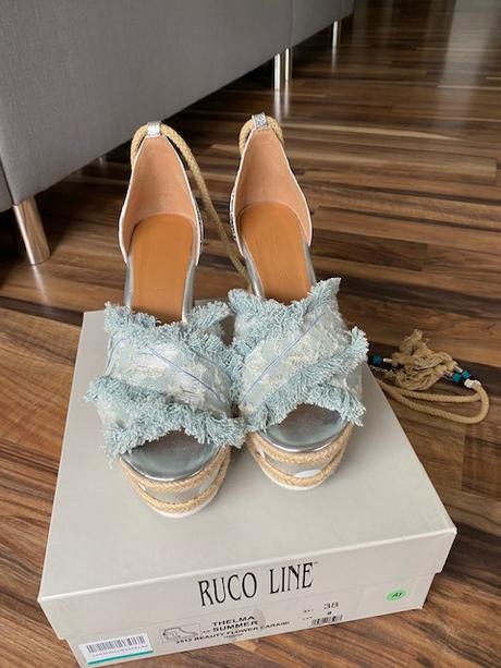 Topanky na platforme, 38