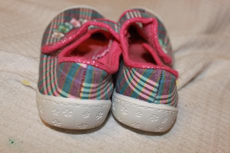 Karovane papucky s kvetinkami, 30