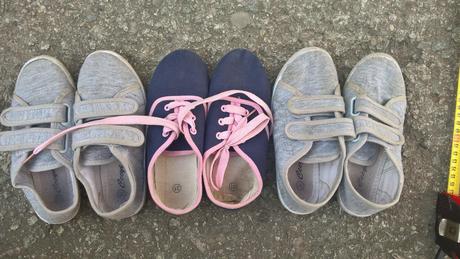 3x plátenky na dvor, 30