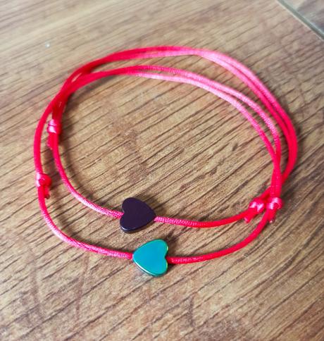 Náramky proti urieknutiu, posuvné uzlíky, 