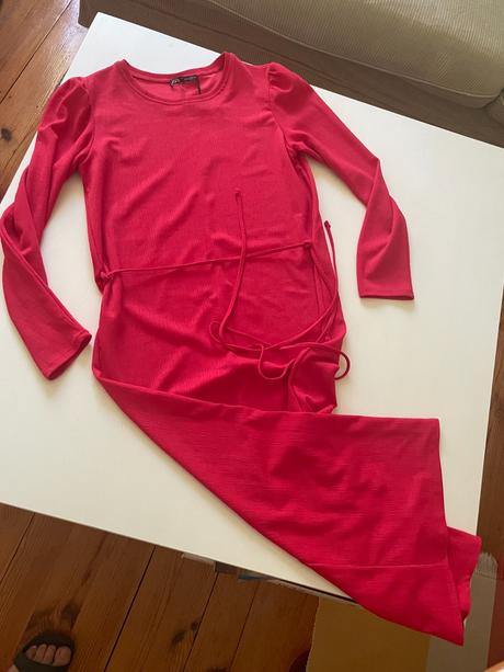 Šaty zara jasno červené, zara,s