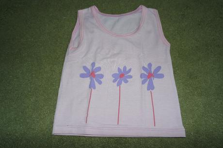 Dievčenské tričko, 104