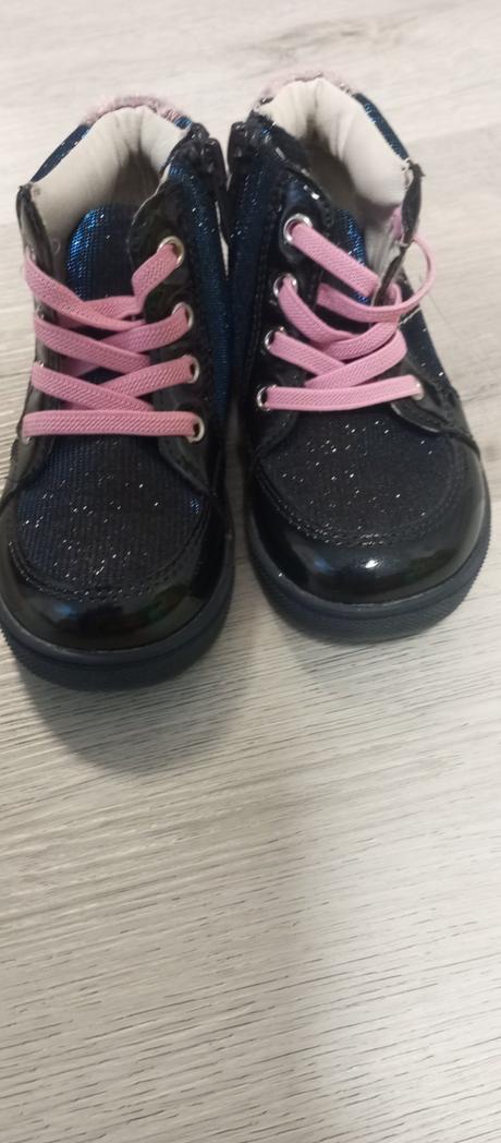 Predám prechodné topánky, nelli blu,23