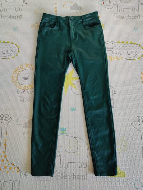 Tmavozelená "kožené" nohavice stradivarius, stradivarius,m