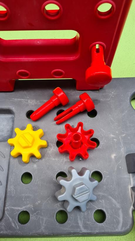 Stolík pre majstra, 