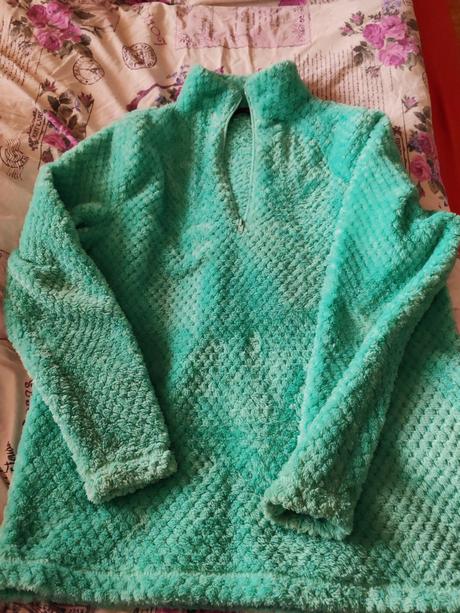 Bledozelena hunata mikina, s