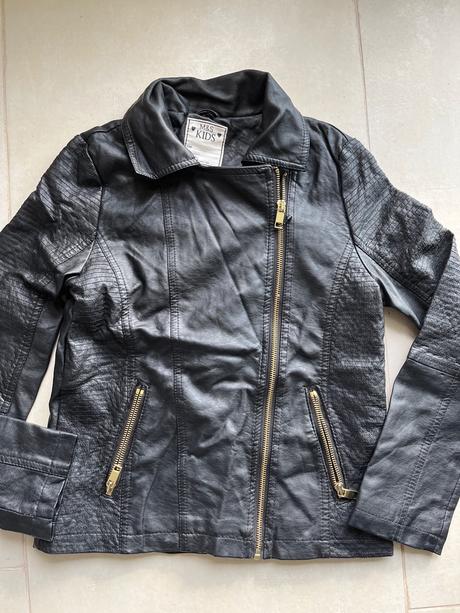 Bundicky, marks & spencer,146