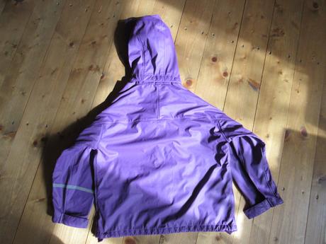 Pogumovaná bundička do dažďa, 134