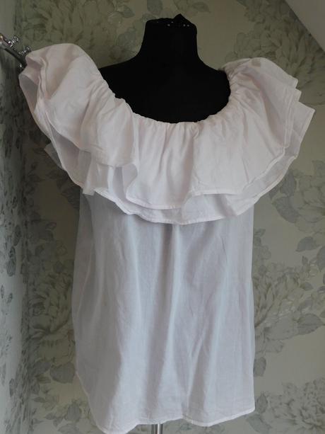 Letna vzdušna bluzka, 42