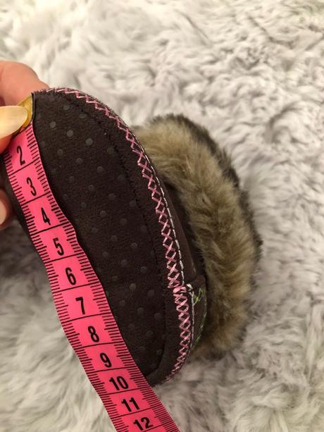 Capačky s kožušinkou od 0m h&m, h&m,<17