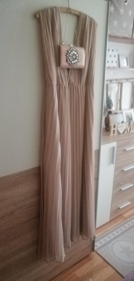 Telové šaty na oslavu, sviatočné v. 44, xxl