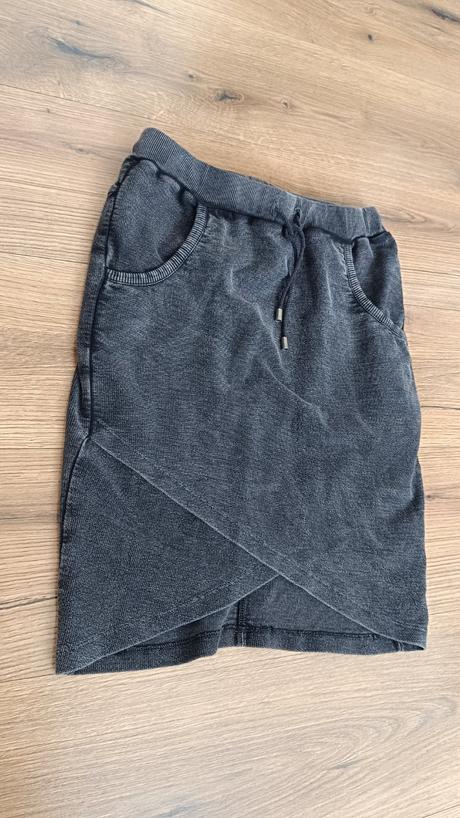 Športová sukňa, s