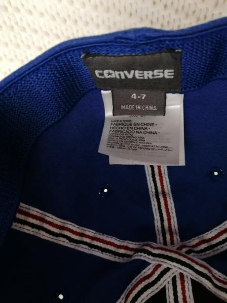 Šiltovka, converse,128