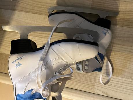 Korčule na ľad, 34