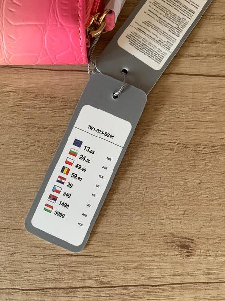 Dámska peňaženka, 