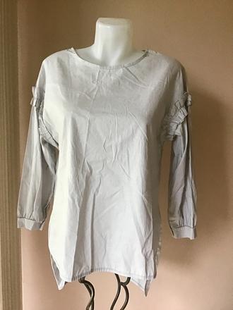 Krasna bluzka s voalnikmi /2e, 40 / m