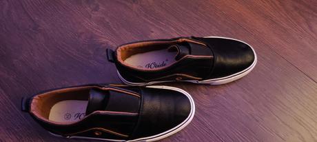 Kožené tenisky, 34