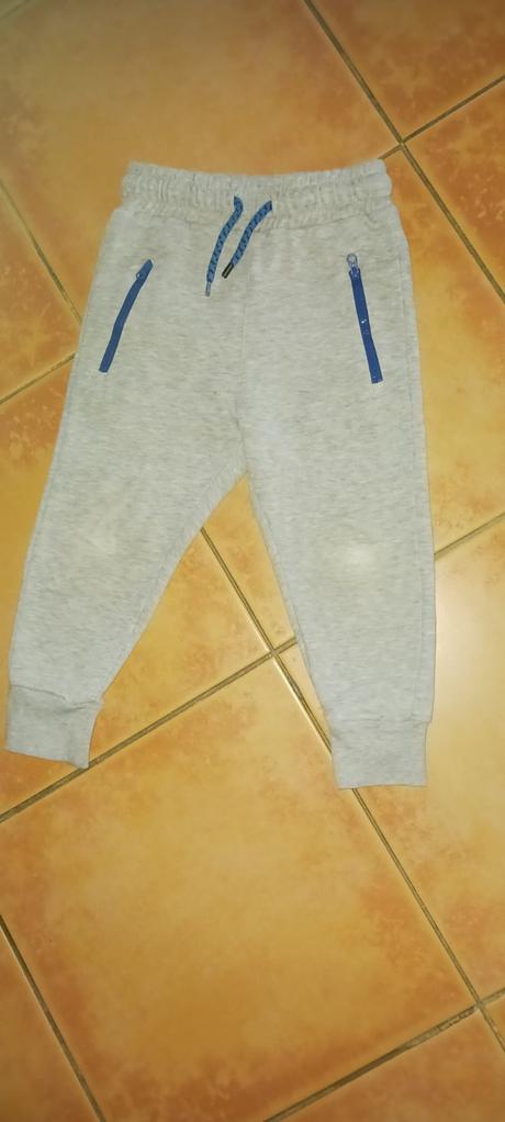 Teplaky, reserved,104