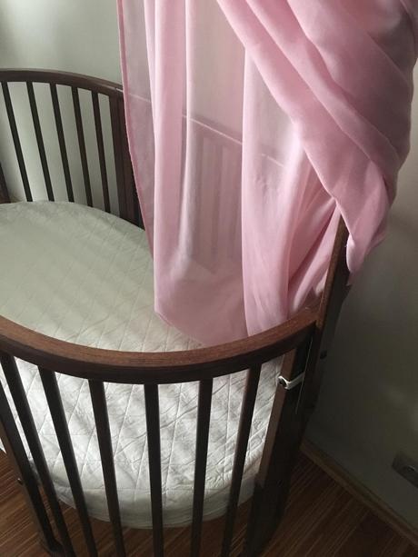 Postieľka stokke sleepy mini+ baby walnut brown, šírka (cm): 70,dĺžka (cm): 120