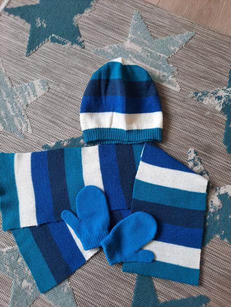 Krásna súpravička na 1 az 3 roky, george,86