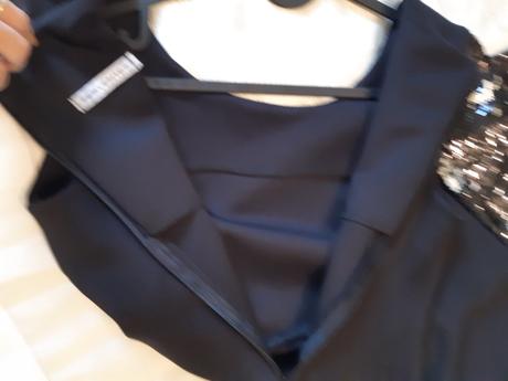 Šaty vrátane poštovného, s