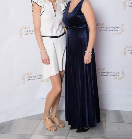 Spoločenské šaty,