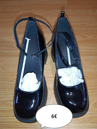 Dámske sandále lakovky, 40