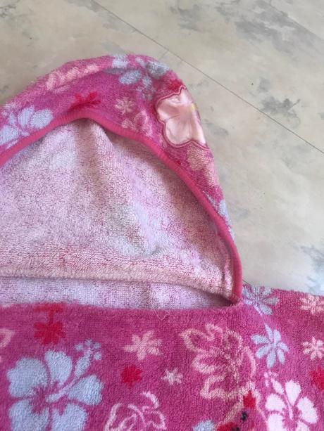 Plážový županček, 128