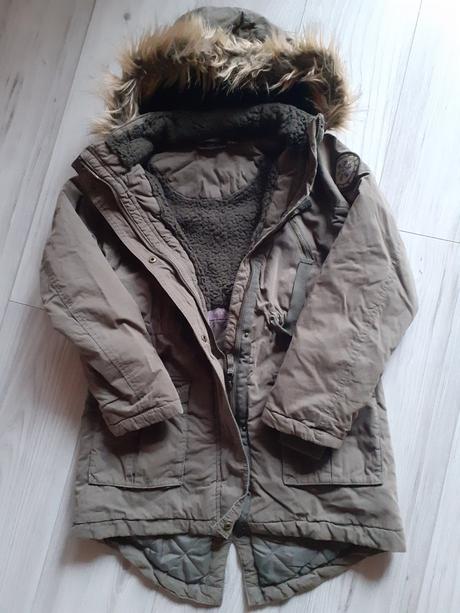 Zimná bunda, 152