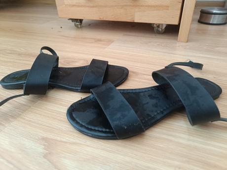 Čierne sandále, 39