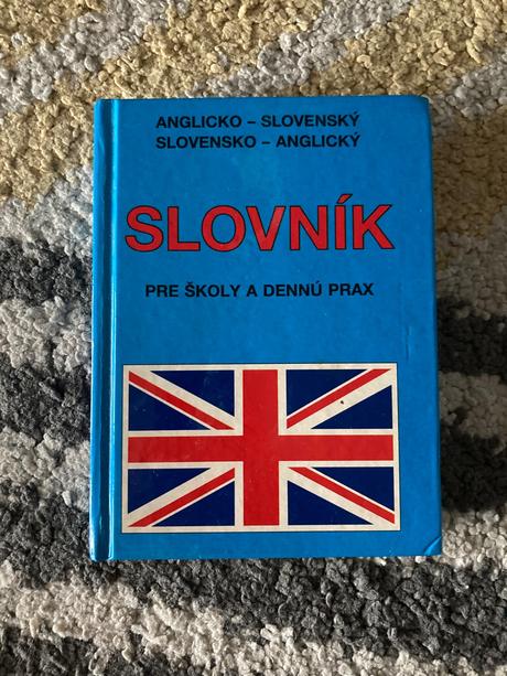 Anglicko slovenský slovník pre školy a dennú prax,