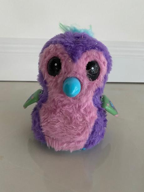 Hatchimals trblietava penguella,