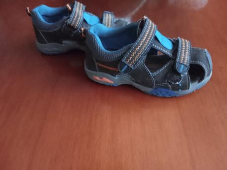 Super sandálky, 26