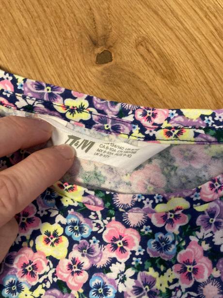 Kvetinkove tricko, h&m,134