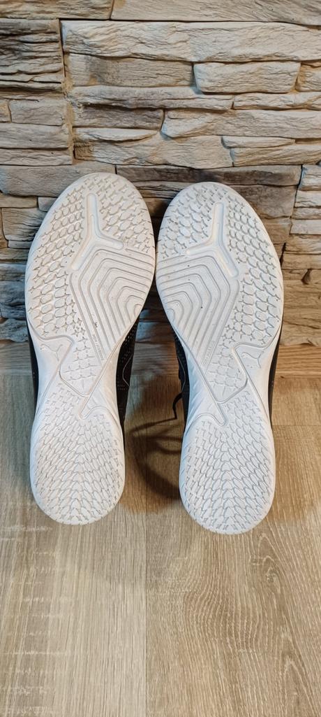 Halové tenisky zn. puma, v. uk 8,5, puma,42