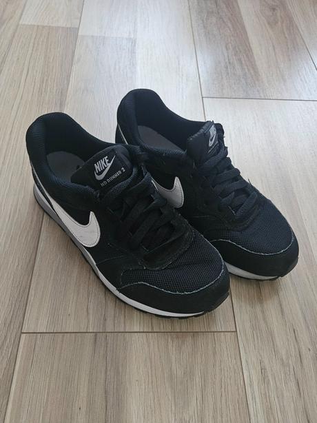 Tenisky nike md runner 2 / veľ. 36,5, nike,36