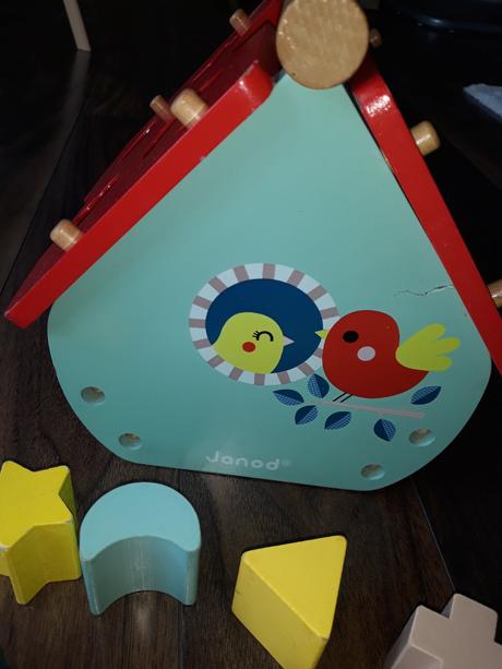 Vkladačka drevený domček,