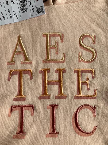 Mikina reserved, reserved,110