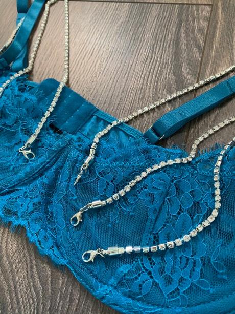 Luxusný komplet s kamienkami, m