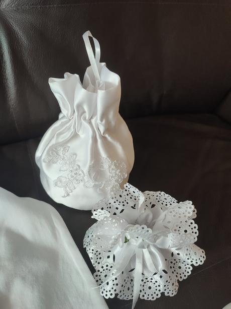 Šaty na 1.sv. prijímanie, 152