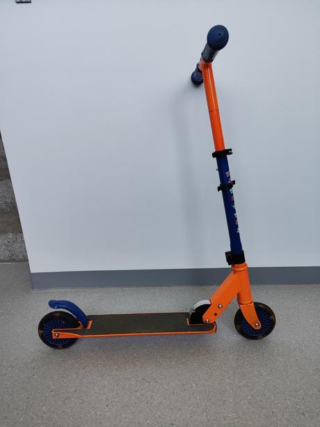 Kolobežka nerf,