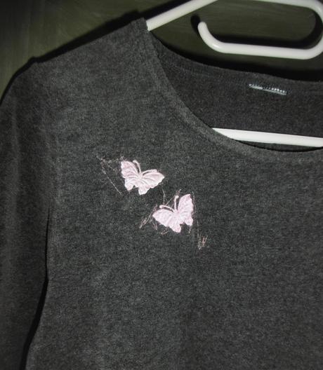 Velúrový pulovrík, 158