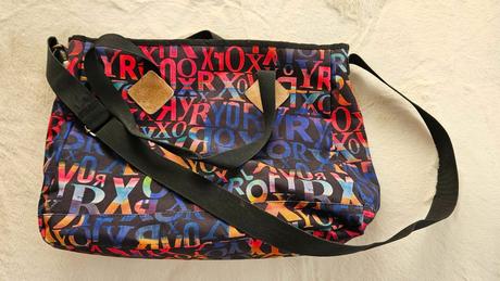 Pevna taska cez plece, zn. roxy, roxy