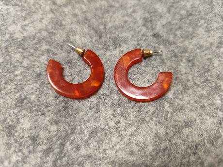 Zaujimave hnede nausnicky, 