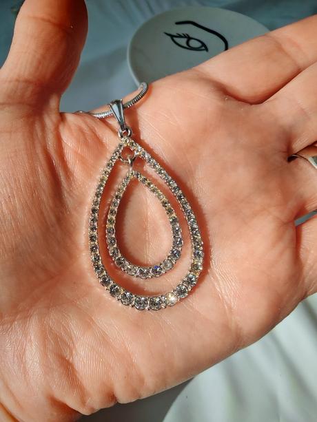 Krásny náhrdelník,