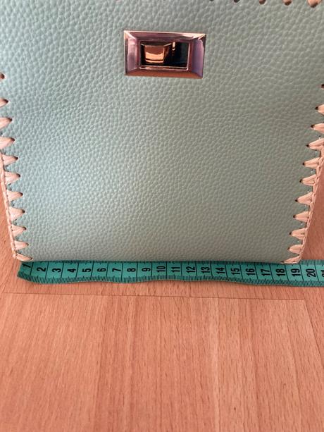 Taska cez plece even&odd, 