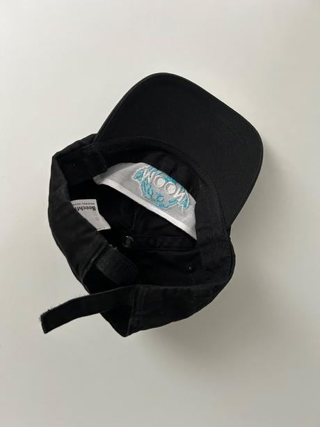 Šiltovka youtuber moon, 134