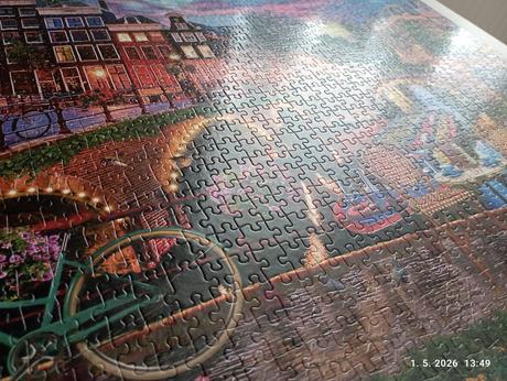 Pestrofarebné puzzle (už s poštou),